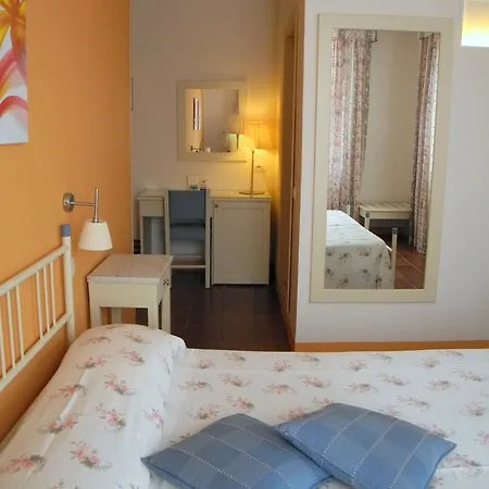 Le Renaie Hotel