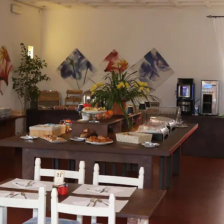 Le Renaie Hotel 3*