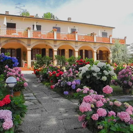 Hotel Le Renaie 3*