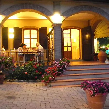 Le Renaie Hotel 3*